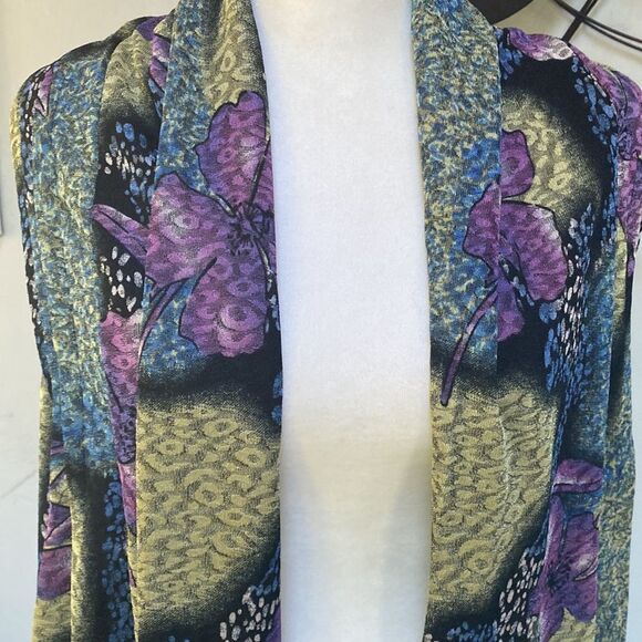 Magic Sleeveless Vest Shawl Tunic - Picture 2 of 8